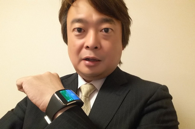 【木暮祐一のモバイルウォッチ】第63回 究極の携帯電話?! 単体での通話も可能な腕時計型ウェアラブル端末「Gear S」 画像