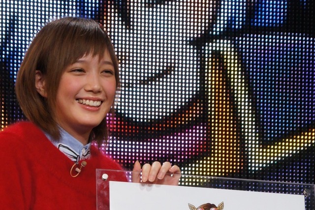 本田翼、ゲームのコスプレ姿に感激…スカイロック新CMキャラクターに 画像