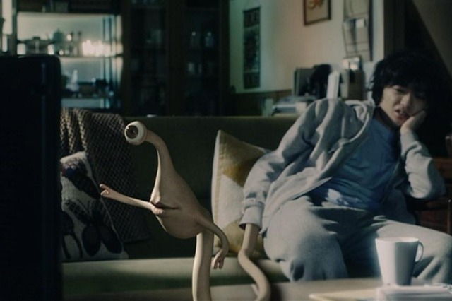 「寄生獣」が大手企業に寄生！ 画像