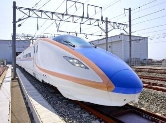 北陸新幹線開業に向け、試験運転列車を運行開始 画像