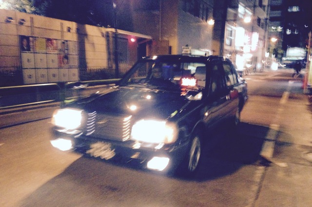 【木暮祐一のモバイルウォッチ】第67回 忘年会&新年会シーズンに大活躍!?　競争が激化するタクシー配車アプリ 画像