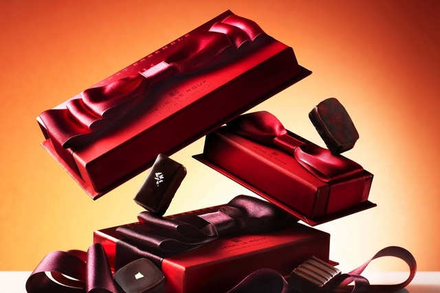 【バレンタイン】仏洋菓子店 アンリ・ルルー、真っ赤なリボンをあしらって 画像
