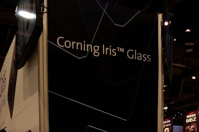 【CES 2015】数ミリの薄さの液晶テレビを製造可能にするガラス「Iris Glass」 画像