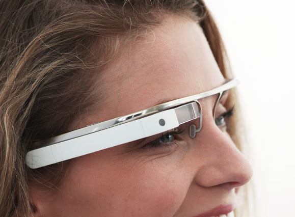 Google、「Google Glass」の一般向け販売を1月19日で終了 画像
