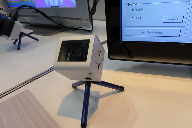 サービス向上とセキュリティ対策をカバーする人物検出カメラ 画像