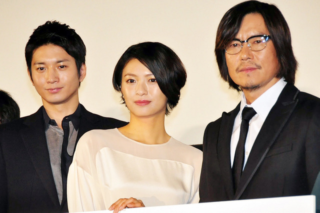 榮倉奈々めぐるトヨエツVS向井理の戦い!?「照れくさいです！」 画像