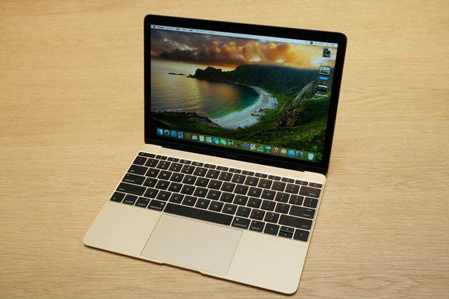 1つのポートにまとめられた「USB-C」の採用でどうなる？ 新型「MacBook」ファーストインプレッション 画像