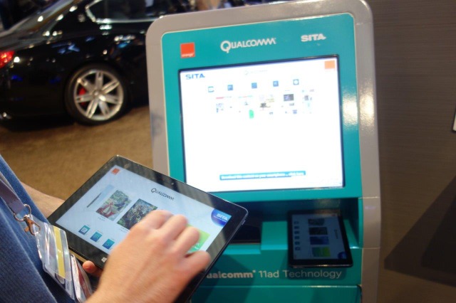 【MWC 2015 Vol.76】クアルコム、次世代無線LAN“11ad”や“LTE-D”など最新技術のユースケースを展示 画像