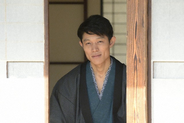 鈴木亮平、役づくりで20キロ落とす!「毎日が自分との戦い」 画像