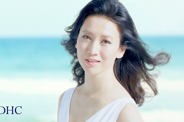 戸田菜穂、夏への決意表明「負けない」! 画像