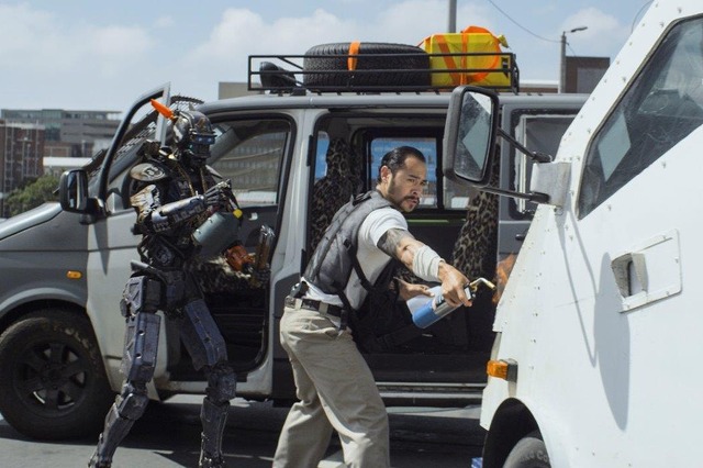 映画『チャッピー』ヒュー・ジャックマン、AI搭載ロボの危惧語る （動画） 画像