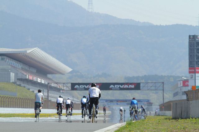 富士スピードウェイ、自転車フリー走行会を9月13日に開催 画像