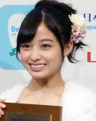 橋本環奈、“天使すぎる”悪魔に変身！ 画像