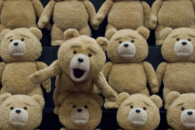 中年オヤジが可愛いなんて……『テッド2』場面写真公開 画像