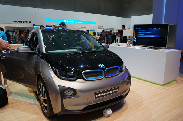 【IFA 2015】フォルクスワーゲン&BMW、「Gear S2」と連携 画像