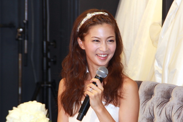 安田美沙子、来春の結婚式スタイルにこだわり 画像