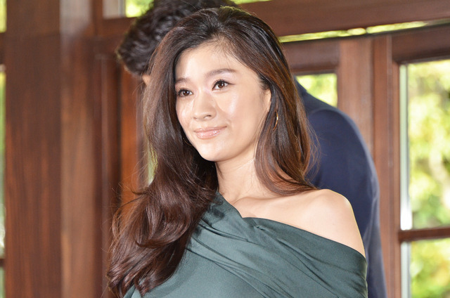 篠原涼子、「偏屈な人が好き」?!...母性本能くすぐられる 画像