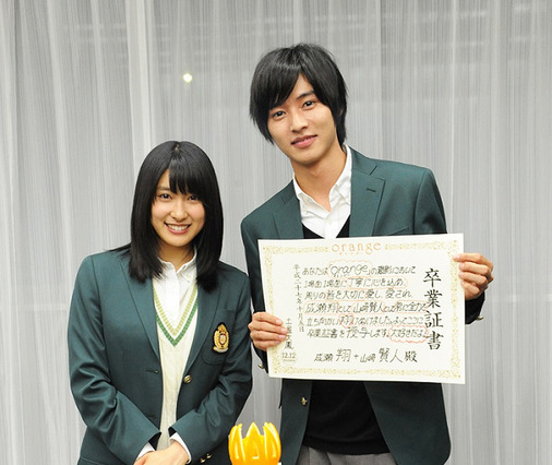 土屋太鳳＆山崎賢人、1年間の共演に終止符！「次は時代劇で」 画像