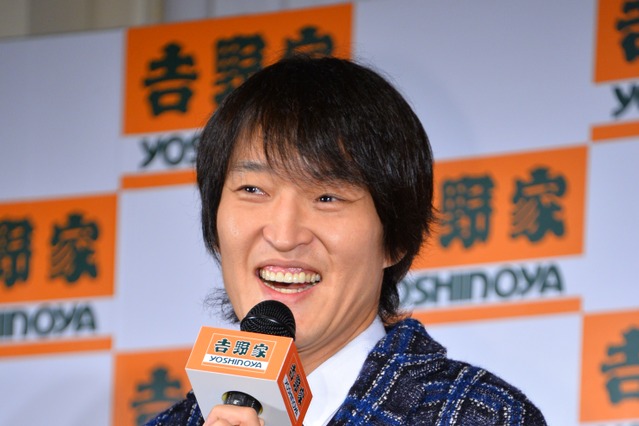 千原ジュニア、芸人仲間の説得でついに挙式宣言 画像