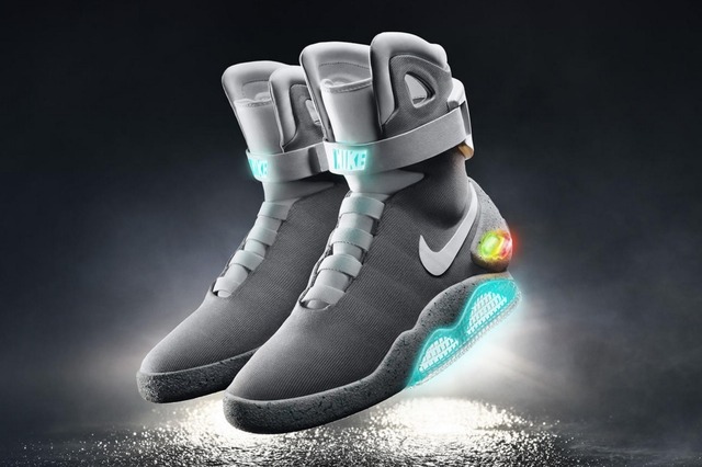 自動紐締めスニーカー「Nike Mag」がついに登場！……あの映画で描かれた“未来”が実現 画像