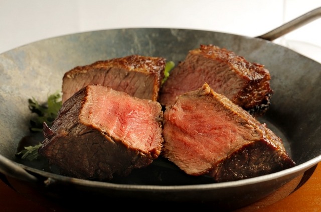 【おとなのグルメ】クリスマスのディナーはお決まり? “肉食”デートのすすめ 画像