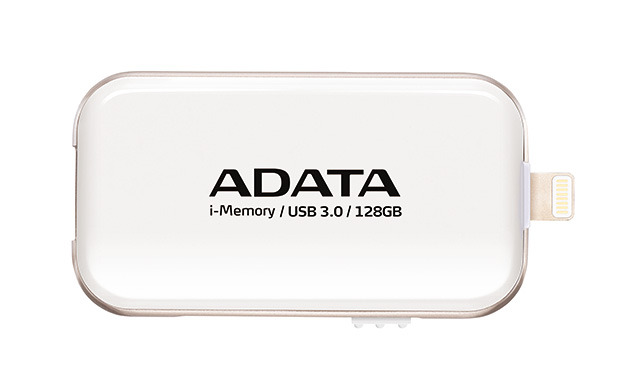 Lightning＋USBのデュアルコネクタ搭載メモリ「i-Memory UE710」 画像