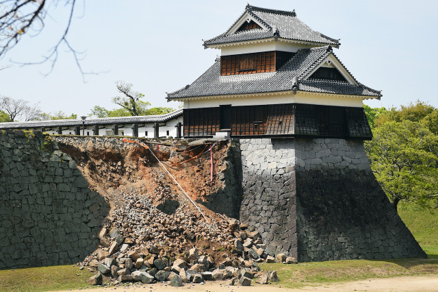 【週刊！まとめ読み】熊本地震で無線LAN開放／シャープ「ロボホン」 画像