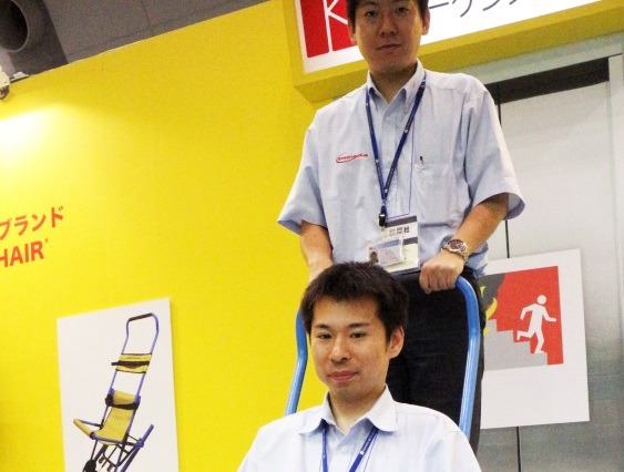 9.11テロやロンドン五輪でも活躍した階段避難車の数々 画像