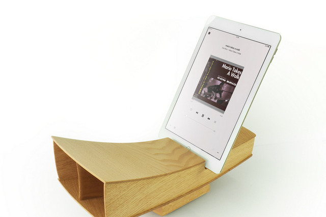 iPad＆iPhone向け高級木製スピーカーボックス「Smart Horn.Tab」 画像
