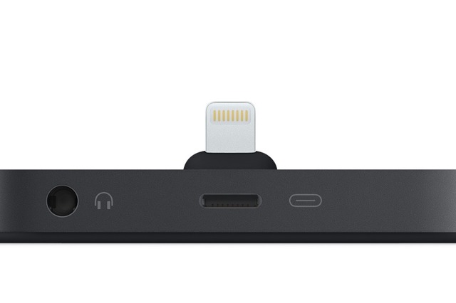 iPhone 7/7 Plusを充電しながらイヤホンも使える！2股アダプタがApple、Belkinから発売 画像