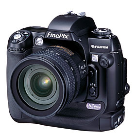 富士写、デジタル一眼レフカメラ「FinePix S3 Pro」の発売延期 画像