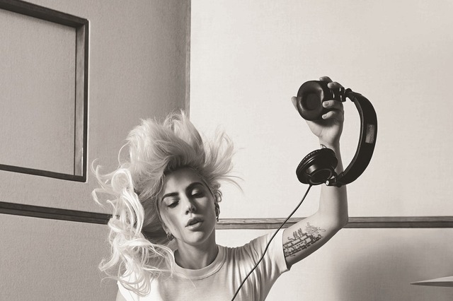 レディー・ガガ、11月2日「スッキリ!!」に生出演決定！ 画像