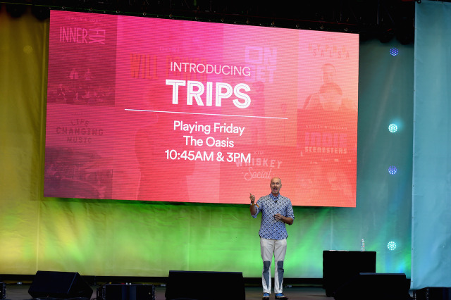民泊サービス「Airbnb」、体験や現地の人と繋がりやすくなる新サービス「Trips」発表 画像