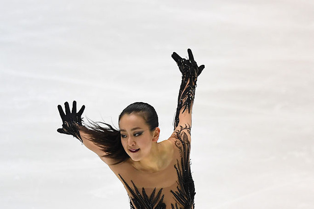 浅田真央、SPはトリプルアクセル飛べず8位に！フリーでも「アクセルも入れる」 画像