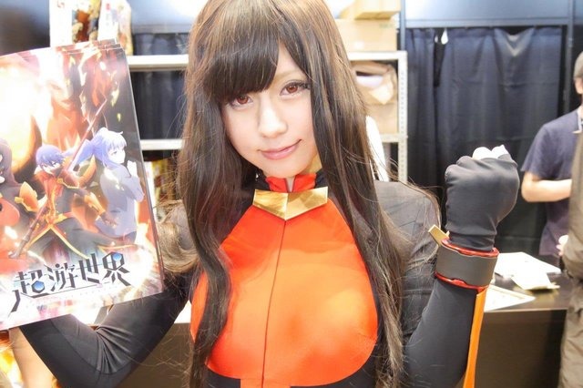【コミケ91】企業ブースを彩った美女たち 画像