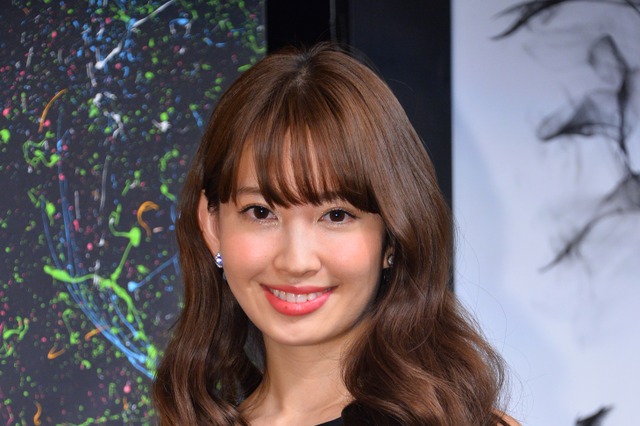 小嶋陽菜、「髪切った」!キュートなヘアスタイルをSNSで公開 画像