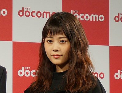 高畑充希、校則に反発しミニスカで逃げる 画像