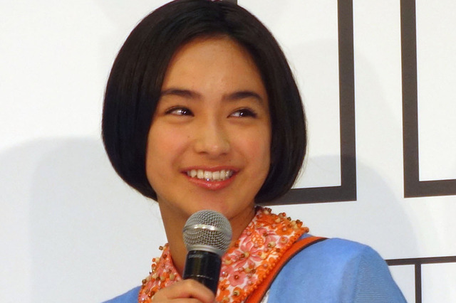 平祐奈、高校卒業を報告!「私が大学生なんて……不思議」 画像