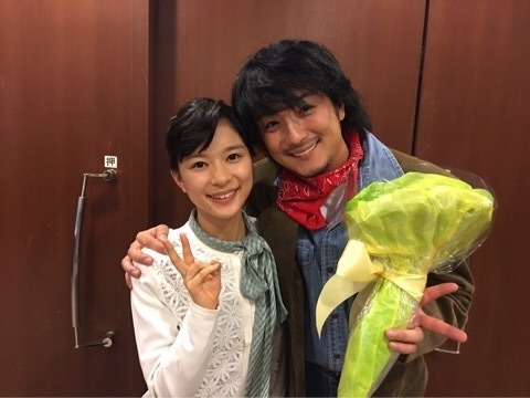 「べっぴんさん」主演・芳根京子、共演の上地雄輔とのツーショット「心強かった。。」 画像