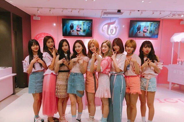 TWICE、渋谷109をサプライズ訪問でファン歓喜 画像