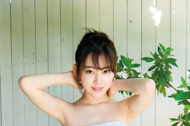 総選挙4位の宮脇咲良、ラストティーンの大人グラビアを披露！ 画像