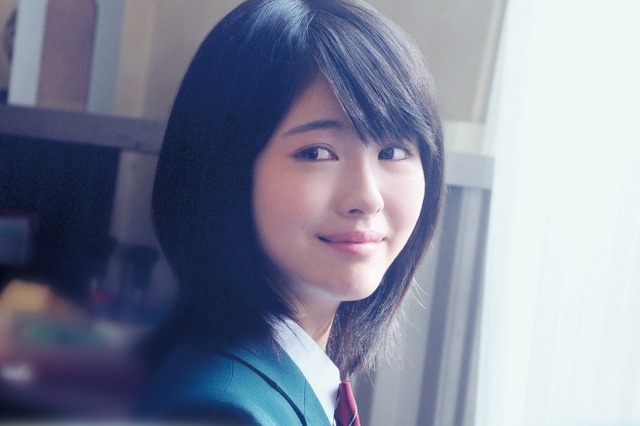 浜辺美波の自撮り動画に、後藤輝基、DAIGOら大興奮！「5時間見てられる」 画像