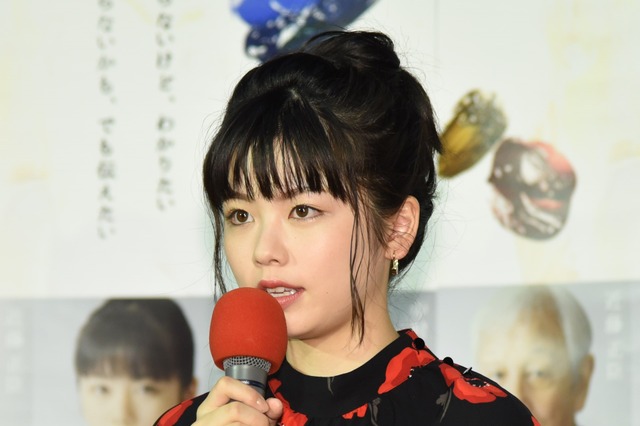 小芝風花、近藤正臣から撮影エピソードを暴露され照れまくり 画像