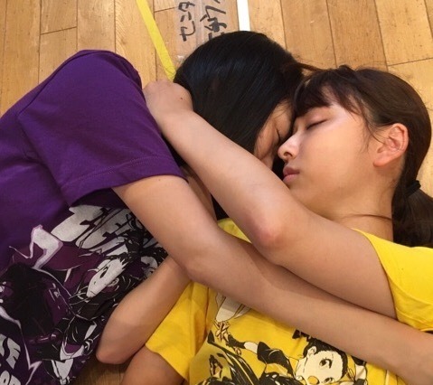 ももクロ玉井・高城の抱き合って眠る写真に反響 画像