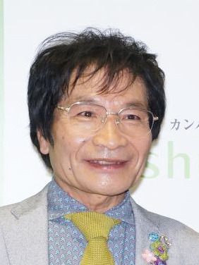 尾木ママ、竹内涼真のハグにメロメロ!! 画像
