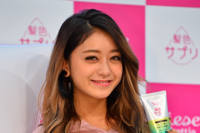 池田美優、イケメンマッチョに“お姫様抱っこ”され大興奮「私、筋肉が大好きなので」 画像