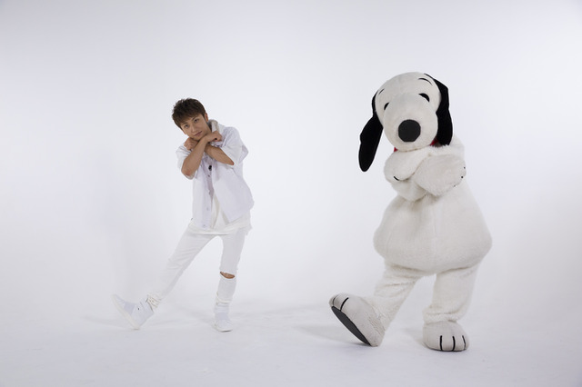 AAA與真司郎がスヌーピーとダンスする姿にファン悶絶! 画像