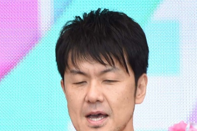 土田晃之、生放送で接触事故を謝罪「すごいいっぱい、いろんなことがある」 画像