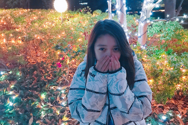 α-X’sあかり、息で手を温める姿に「かわいすぎる」の声 画像