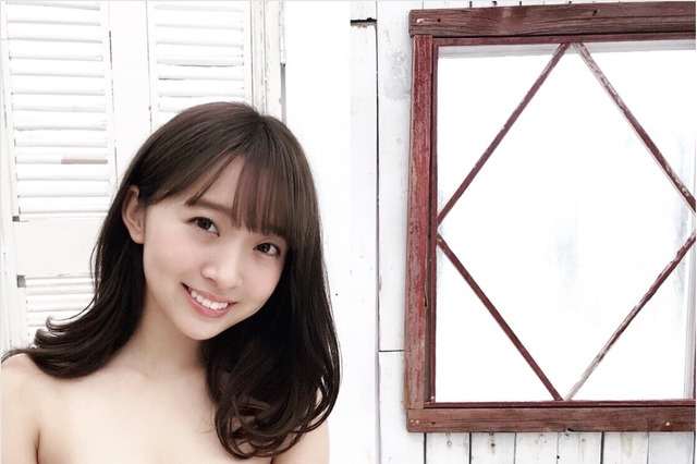 スパガ渡邉幸愛、美乳際立つグラビアオフショット公開！ 画像